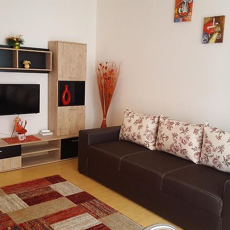 Apartament Maria Floreşti Exterior foto